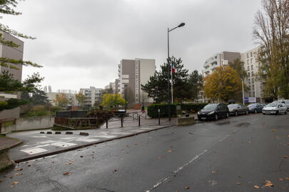 Parking RER Val-de-Fontenay - rue Maximilien Robespierre - Fontenay sous Bois 2