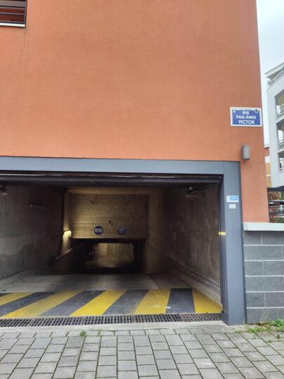 Parking 14 rue paul emile victor - Massy