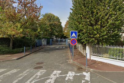 Parking 101 rue Roustaing - Talence