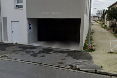 Parking 28 passage Jacques Henry - La Rochelle