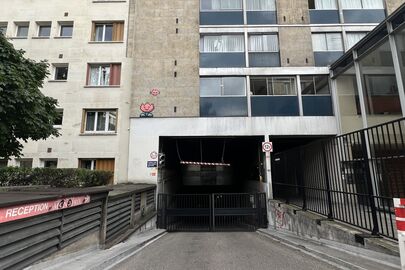 Parking Métro Avron - 6 rue de la Plaine - Paris 20