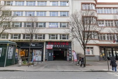 Parking Métro Passy - rue de Passy - Paris 16