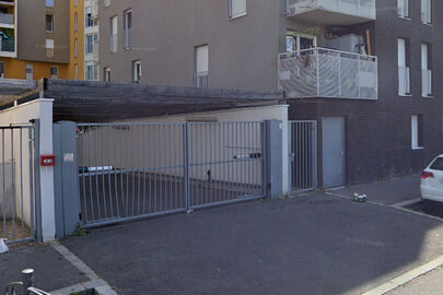 Parking 22 sente juliette drouet - Bobigny