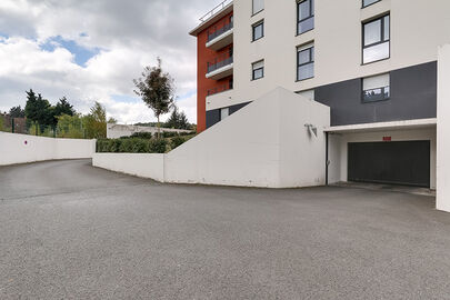 Parking Geldrop - Saint Cyr l'École