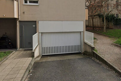 Parking 12 rue du Presbytère - Lyon 8