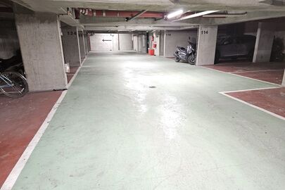 Parking Métro Voltaire - 22 28 rue Pétion - Paris 11