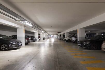 Parking Place de la Paix - Suresnes