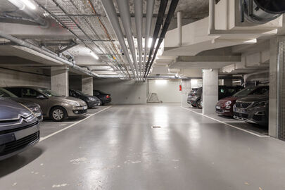 Parking Tramway Parc Pierre Lagravère - Médiathèque de la Marine - rue de Champy - Colombes