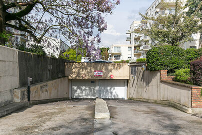 Parking Centre-ville - rue Pottier - Le Chesnay