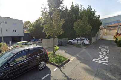 Parking Les Fontainades-Le Vog - rue Gabriel Péri - Fontaine