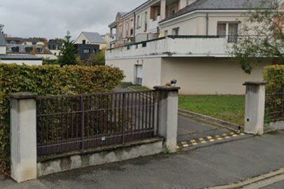 Parking Jardin des Plantes - 6 Marine de Loire - Orléans