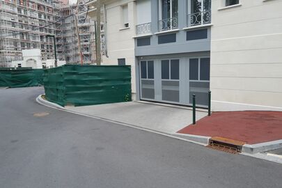 Vignette parking Médiathèque Jean d'Ormesson - rue Claude Nicolas ledoux - Le Plessis Robinson