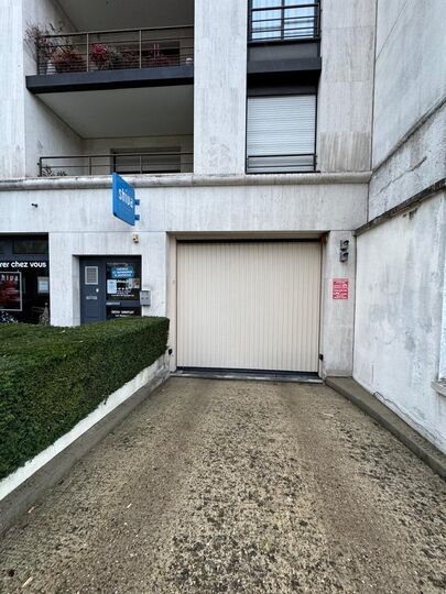 Parking Cinéma Ariel - Centre ville - 10 12 boulevard du Maréchal Foch - Rueil Malmaison