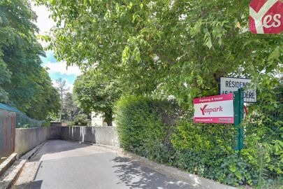 Parking Place du 8 Mai 1945 - Villejuif