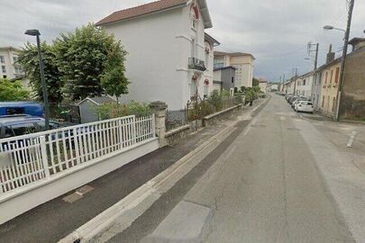 Parking Dax - rue Frédéric Mistral - Jean le Bon