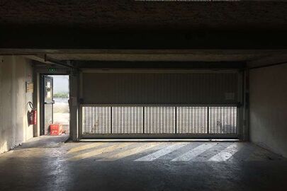 Parking Bordeaux - Proche Aéroport Mérignac - Hôtel le M Intérieur
