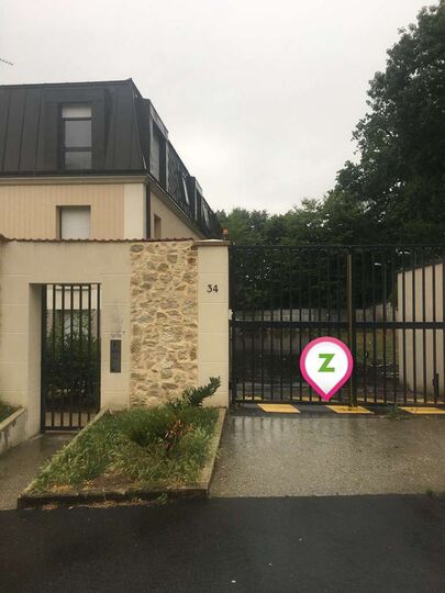 Parking Louvres - Musée Archéa - Bouteiller