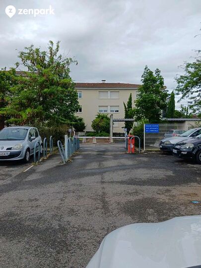 Parking Blagnac - route de Grenade - rue Marc Chagall - extérieur