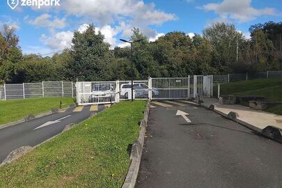 Parking Limeil-Brévannes - avenue de Valenton - Parc de Limeil