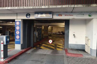 Parking Boissy Saint-Léger - Boissy Saint-Léger RER - place de la Gare