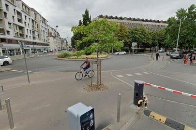 Parking Tours - Gare de Tours - Novotel