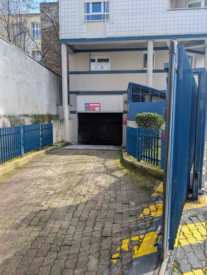 Parking Espace Médico Dentaire - 224 rue de Crimée - Paris 19