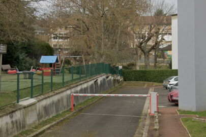 Parking Louveciennes - Gare de Louveciennes - Montbuisson
