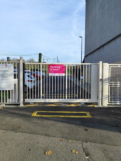 Parking RER Vigneux-sur-Seine - place Gabriel Fauré - Vigneux sur Seine