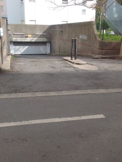 Parking Métro Porte de la Chapelle - 100 rue de la Chapelle - Paris 18