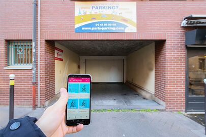 Parking Place de l'Escadrille - Paris 13