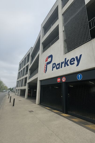 Parking Bordeaux - Proche Aéroport Mérignac - Parkey