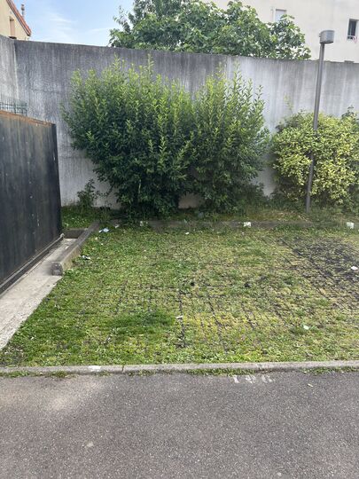 Parking Avenue de Stalingrad - Stains