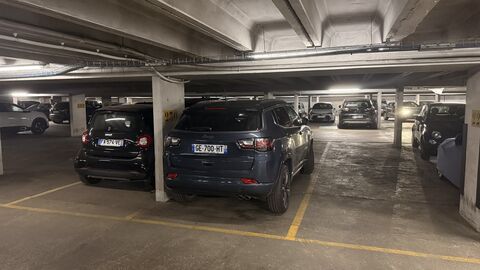 Parking 35 rue Fabert, Paris 7e