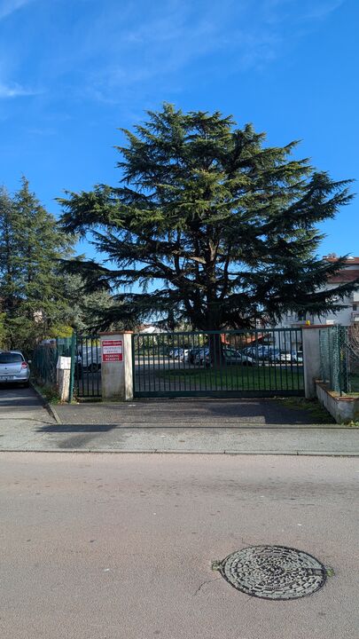 Parking 80 chemin des Argoulets