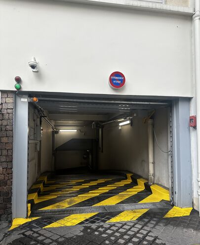 Parking 5 rue d'Alleray