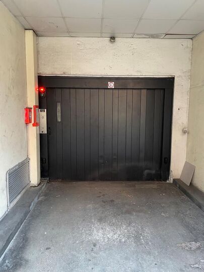 Parking Hôpital Bretonneau AP-HP - 60 rue Joseph de Maistre - Paris 18