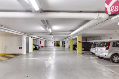 Parking Riquet - Crimée - Paris