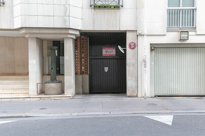 Parking Métro Église d'Auteuil - rue Jean de la fontaine - Paris 16