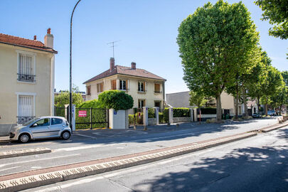 Parking RER Bagneux - avenue Albert Petit