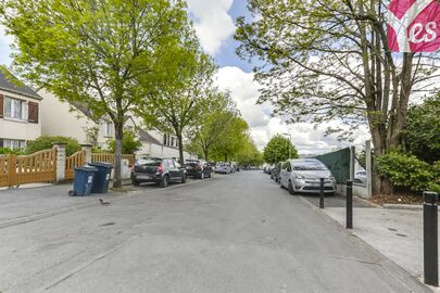 Parking Bois de Grâce - Champs sur Marne