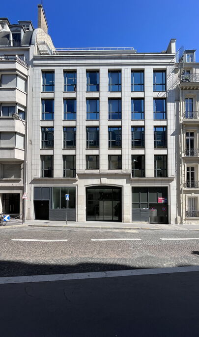 Parking Fontaine Wallace - rue de Londres Paris 8