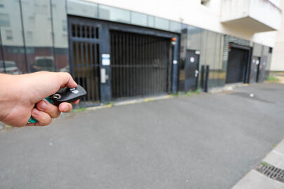 Parking Tramway François Bordes - rue Robert Escarpit - Pessac