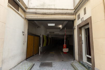 Vignette parking Métro convention - rue Vaugirard - Paris 15